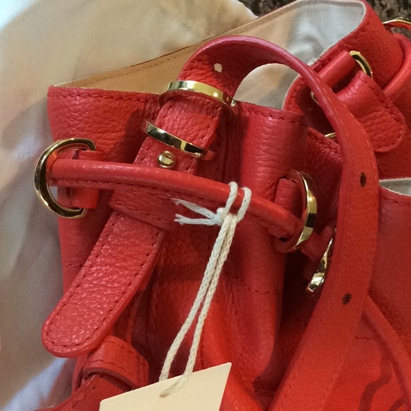 SEE by CHLOE bucket purse with adjustable strap - Picture 9 of 11